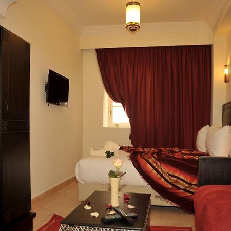 Hotel Riad Ben Atar As-Sawíra Exteriér fotografie